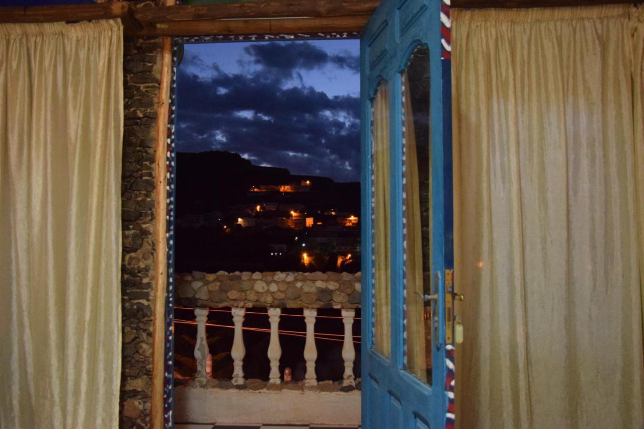 Hotel Leonor Beni Chiker Exterior foto